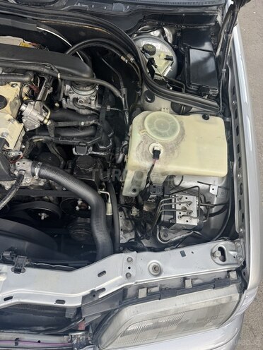 Mercedes C 200-13