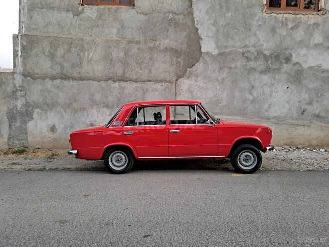 LADA (VAZ) 21011-3