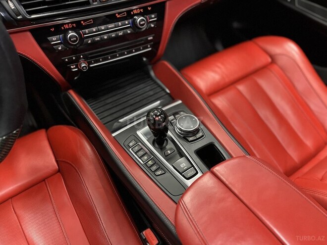 BMW X5 M-17