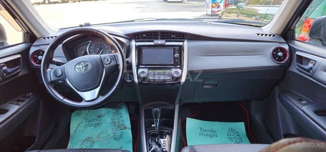 Toyota Corolla Fielder-5