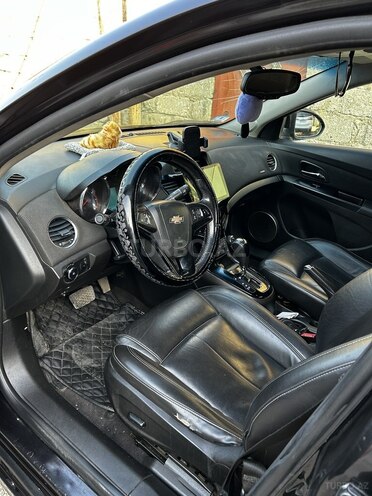 Chevrolet Cruze-8