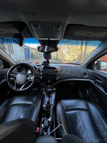 Chevrolet Cruze-6