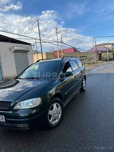 Opel Astra-2