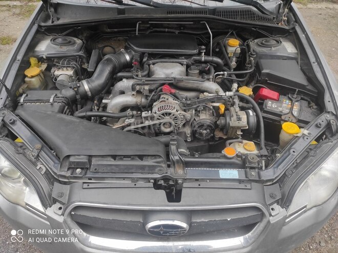 Subaru Legacy-6