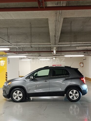 Chevrolet Trax-8