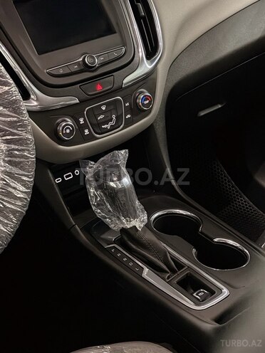 Chevrolet Equinox-16