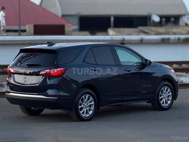 Chevrolet Equinox-8