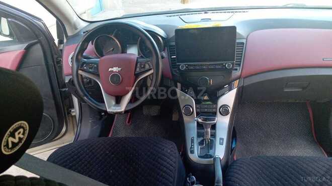 Chevrolet Cruze-8