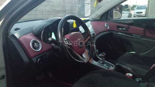 Chevrolet Cruze-7