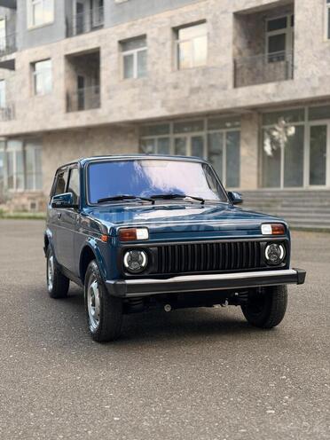 LADA (VAZ) Niva-1