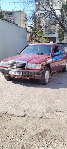Mercedes 190-1