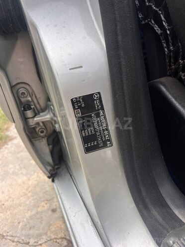 Mercedes E 290-12
