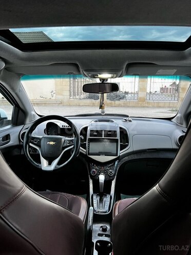 Chevrolet Aveo-15