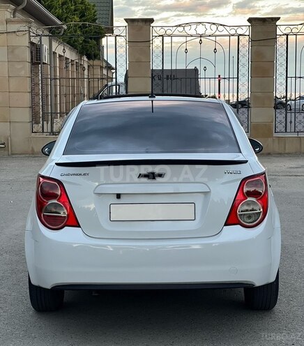 Chevrolet Aveo-4
