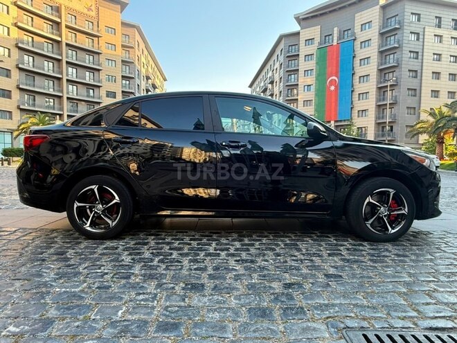 Kia Rio-6