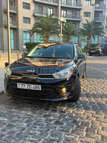 Kia Rio-1