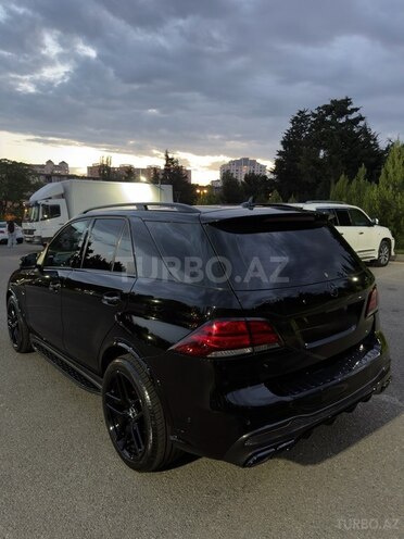 Mercedes ML 350 4MATIC-13