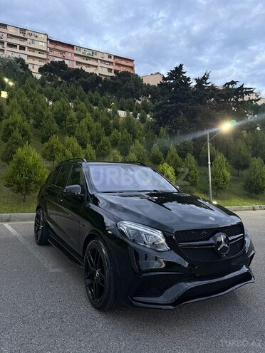 Mercedes ML 350 4MATIC-3