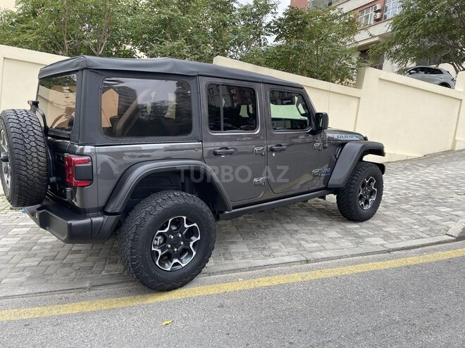 Jeep Wrangler-13