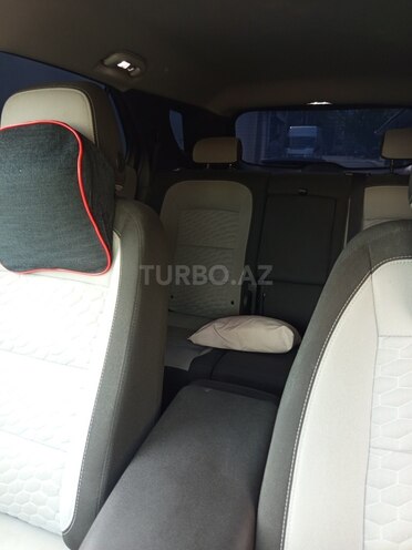 Chevrolet Equinox-8