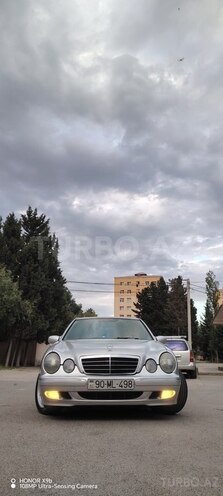 Mercedes E 320-2