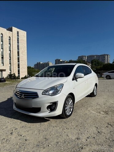 Mitsubishi Attrage-6