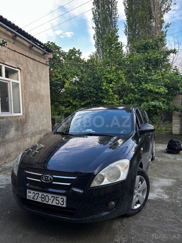 Kia Ceed-1
