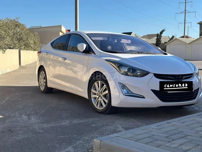 Hyundai Elantra-2