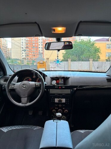 Opel Astra-10