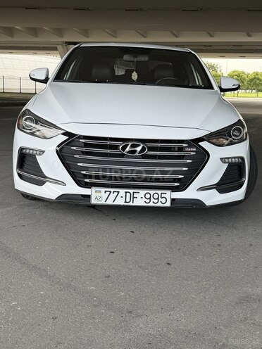 Hyundai Elantra-2