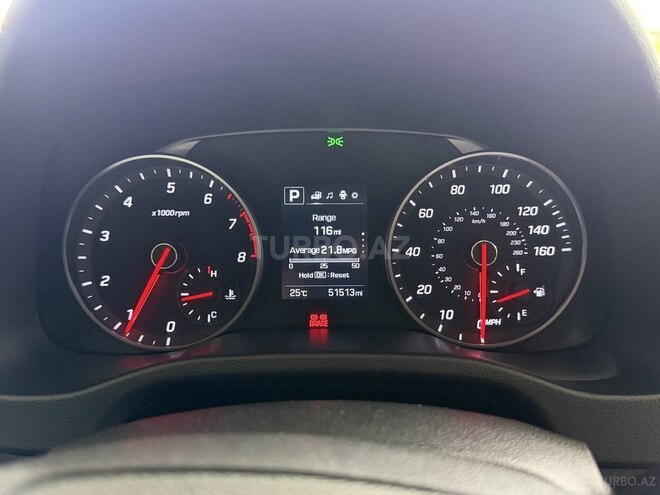 Hyundai Elantra-9