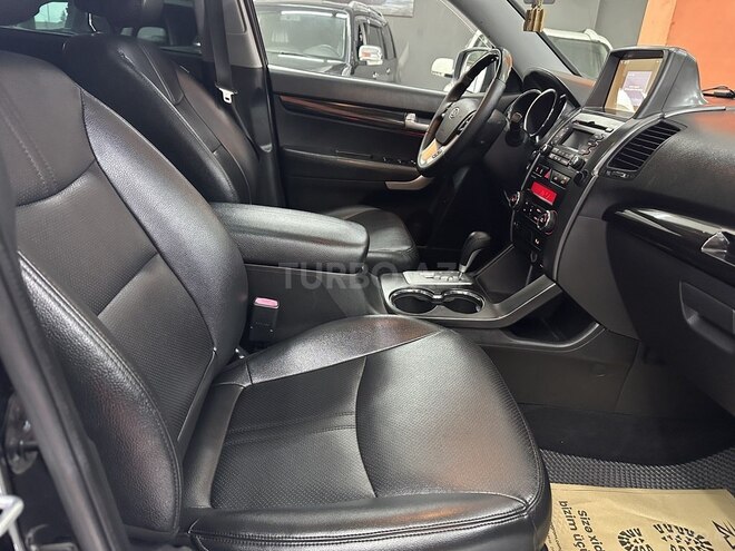 Kia Sorento-15