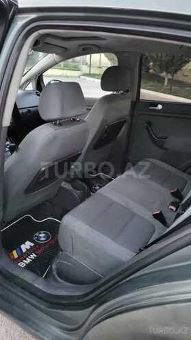 Volkswagen Golf-12