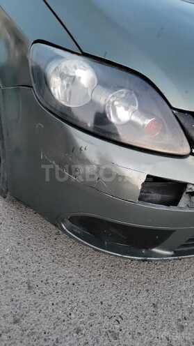 Volkswagen Golf-5