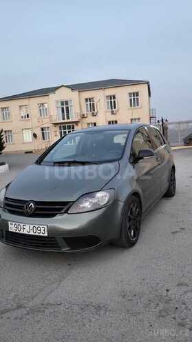 Volkswagen Golf-1