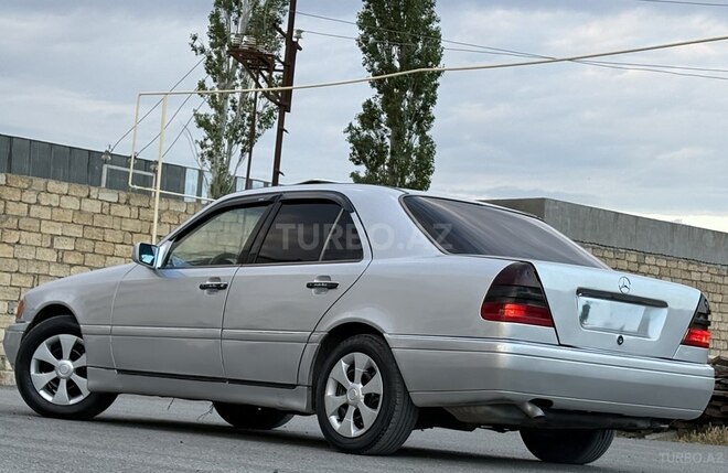 Mercedes C 250-6