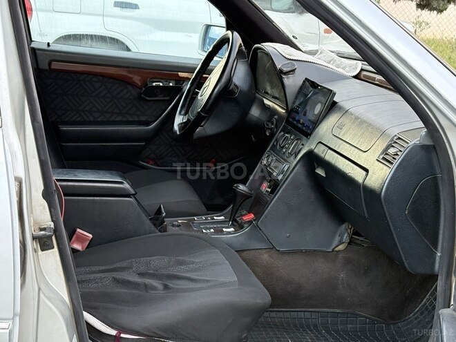 Mercedes C 250-11