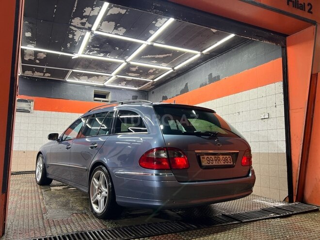 Mercedes E 220-5