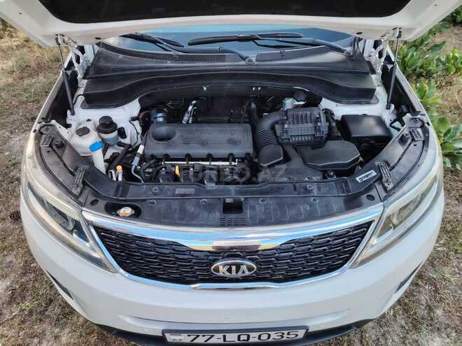 Kia Sorento-9