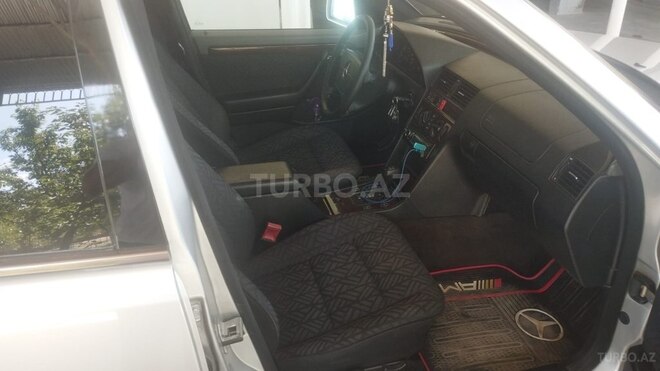 Mercedes C 200-3