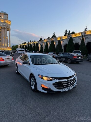 Chevrolet Malibu-2