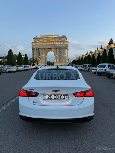 Chevrolet Malibu-5