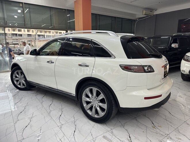 Infiniti FX35-8