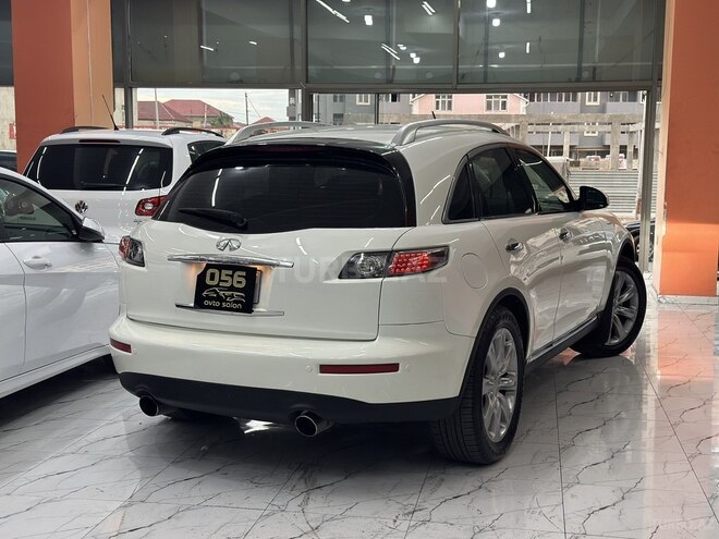 Infiniti FX35-5