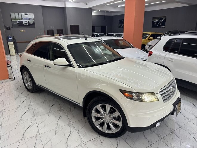 Infiniti FX35-11