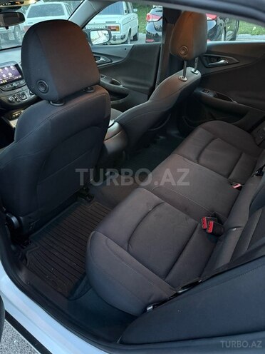 Chevrolet Malibu-11