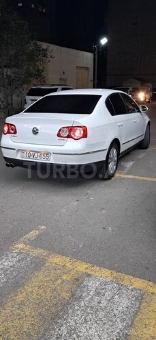 Volkswagen Passat-5