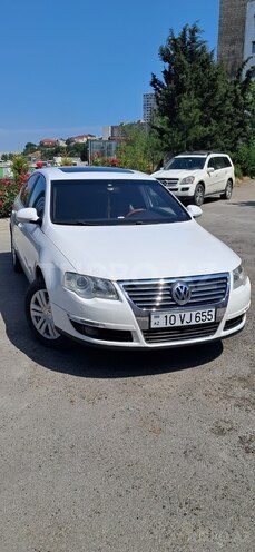 Volkswagen Passat-2