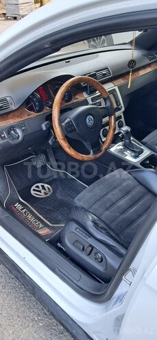 Volkswagen Passat-10