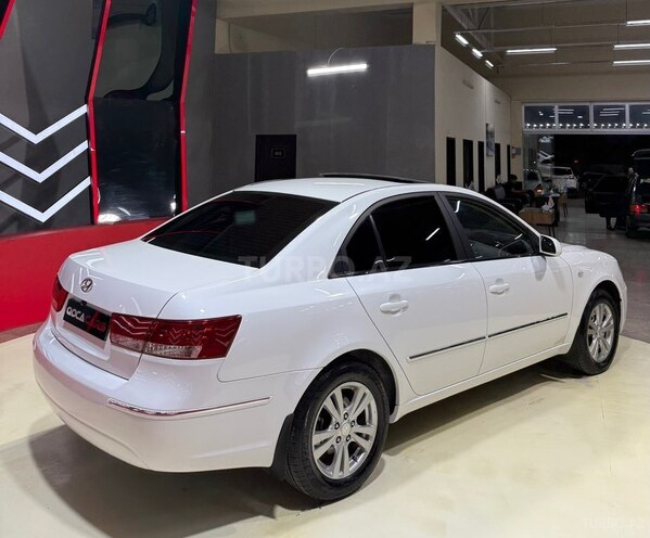 Hyundai Sonata-7